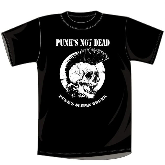 T-PAITA musta - PUNK'S NOT DEAD (00 677)