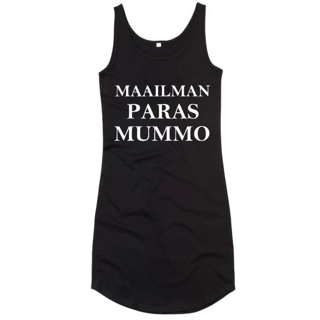 YÖPAITA MUSTA - MAAILMAN PARAS MUMMO (1771)